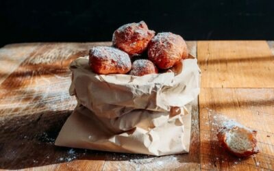What Are Zeppoles - Learn About This Popular Italian Dessert Today